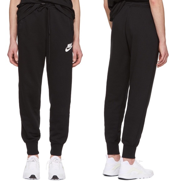 Nike Black Fleece Sweatpants - Picture 6 of 8